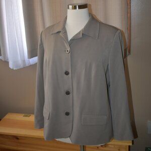 Tan Blazer woman's 20W